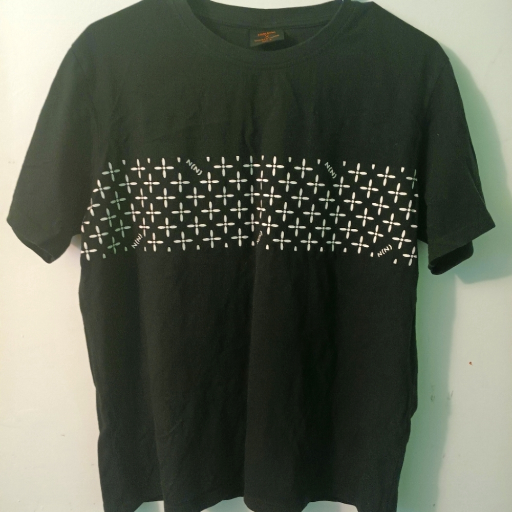 number nine marlboro tee size f